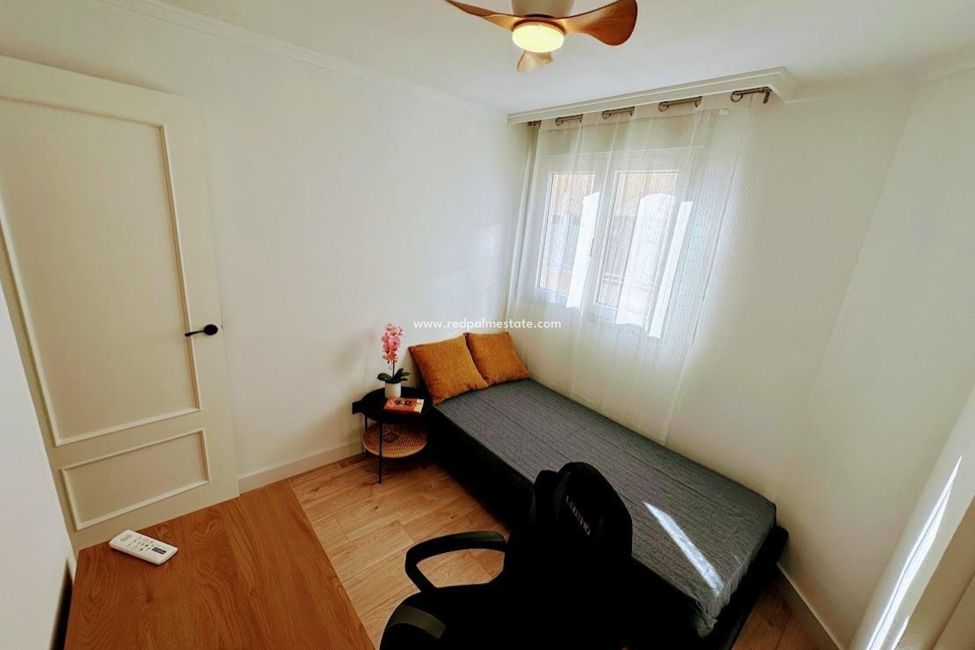 Reventa - Apartamento -
Torrevieja - Centro Torrevieja