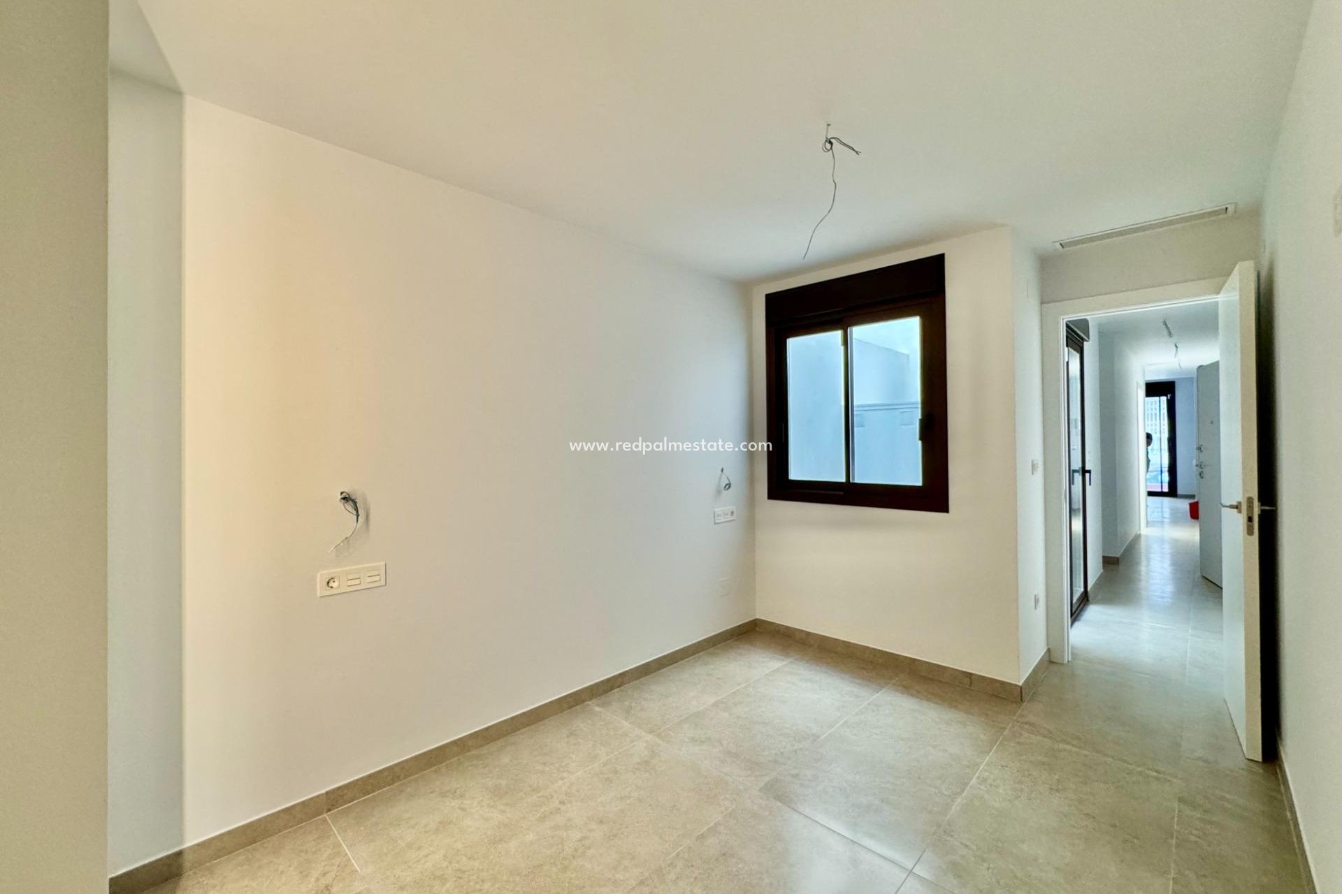 Reventa - Apartamento -
Torrevieja - Centro Torrevieja