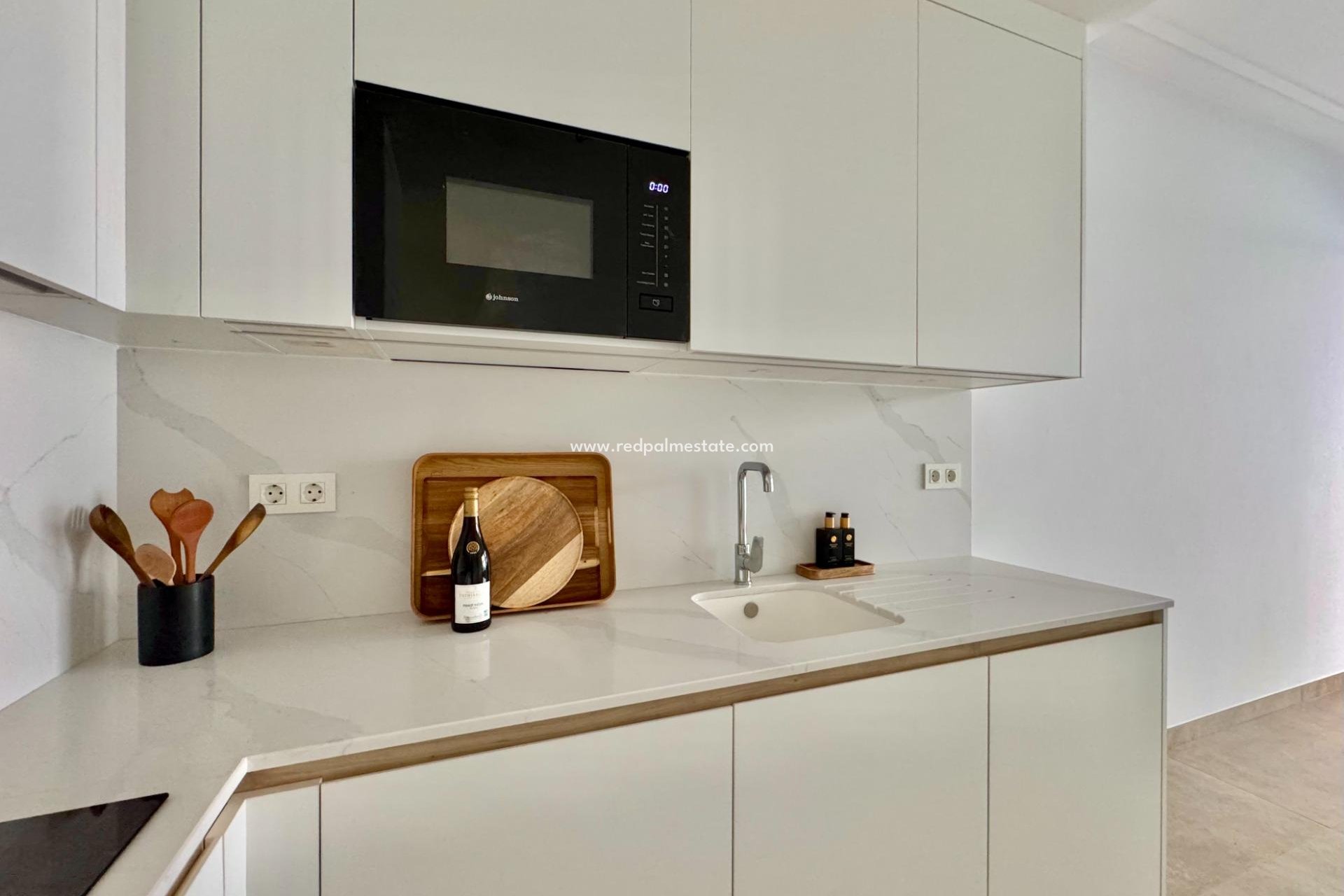 Reventa - Apartamento -
Torrevieja - Centro Torrevieja
