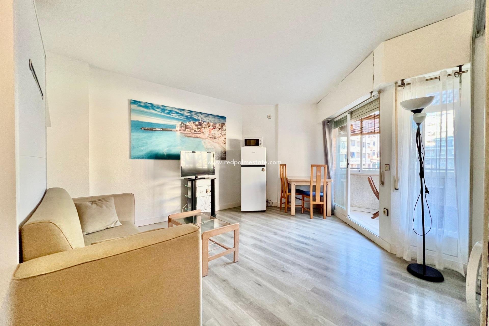 Reventa - Apartamento -
Torrevieja - Centro Torrevieja