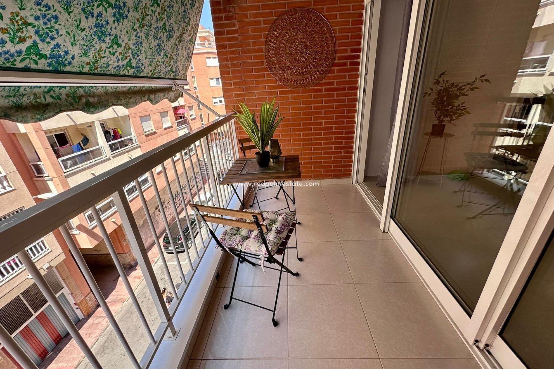 Reventa - Apartamento -
Torrevieja - Centro Torrevieja
