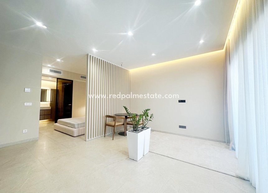 Reventa - Apartamento -
Torrevieja - Centro Torrevieja