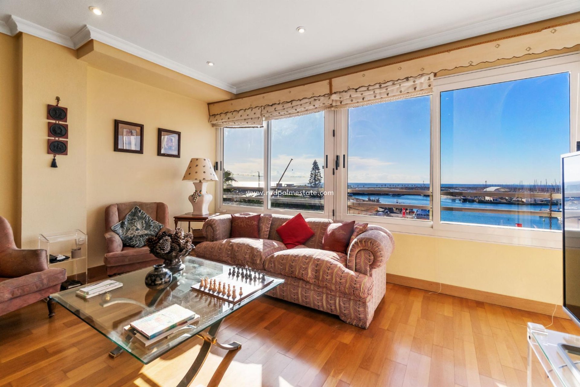 Reventa - Apartamento -
Torrevieja - Centro Torrevieja