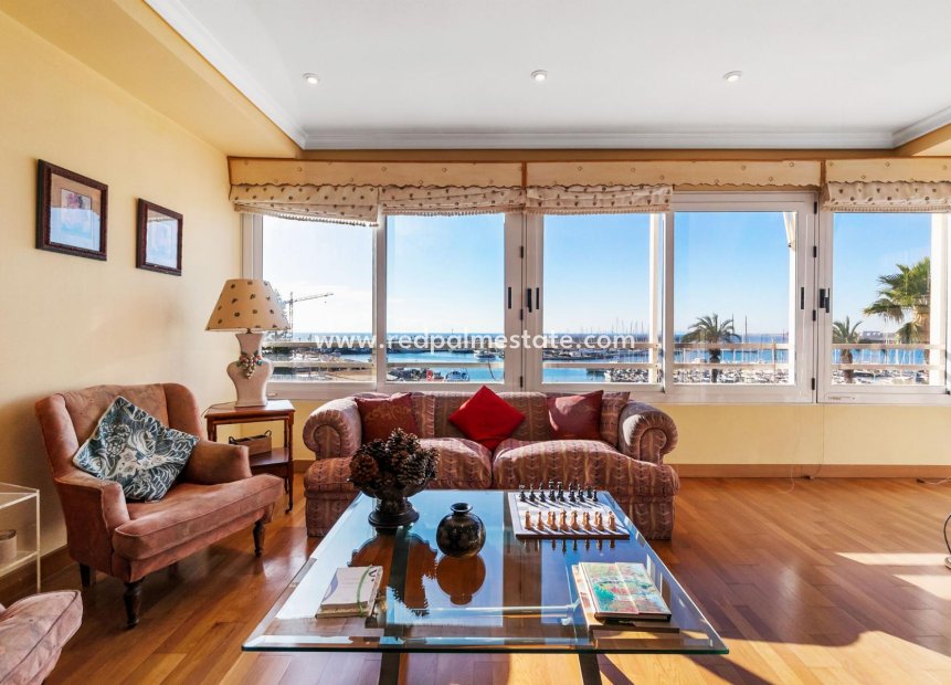 Reventa - Apartamento -
Torrevieja - Centro Torrevieja
