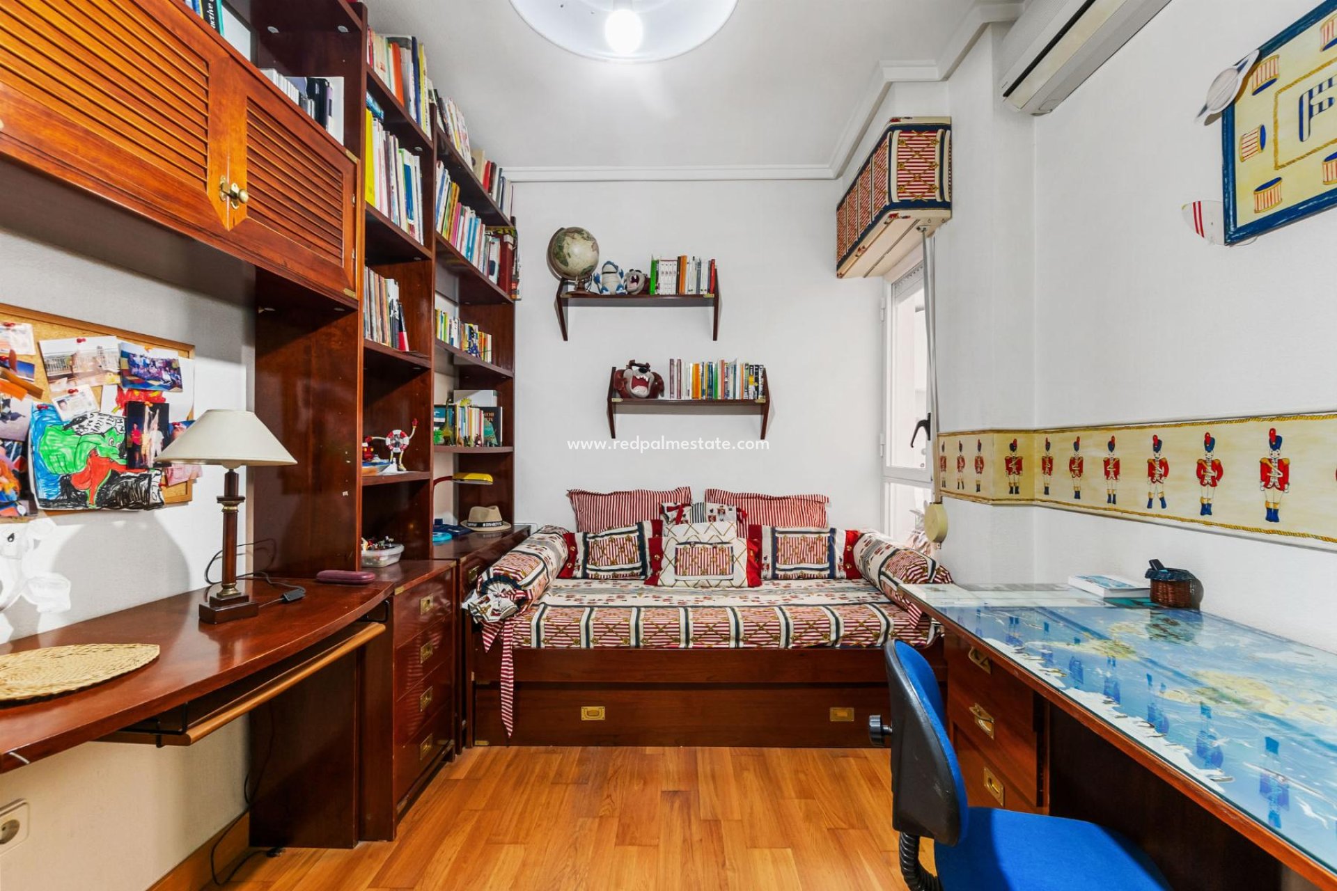 Reventa - Apartamento -
Torrevieja - Centro Torrevieja