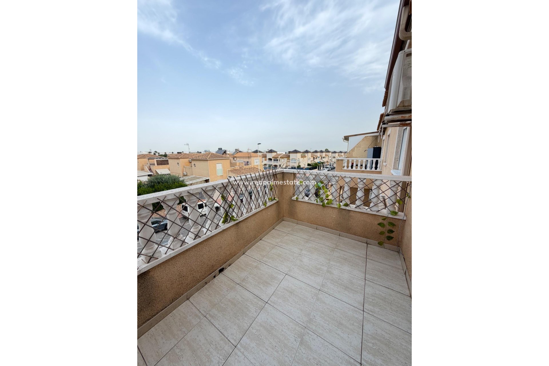 Reventa - Apartamento -
Torrevieja - Centro Torrevieja