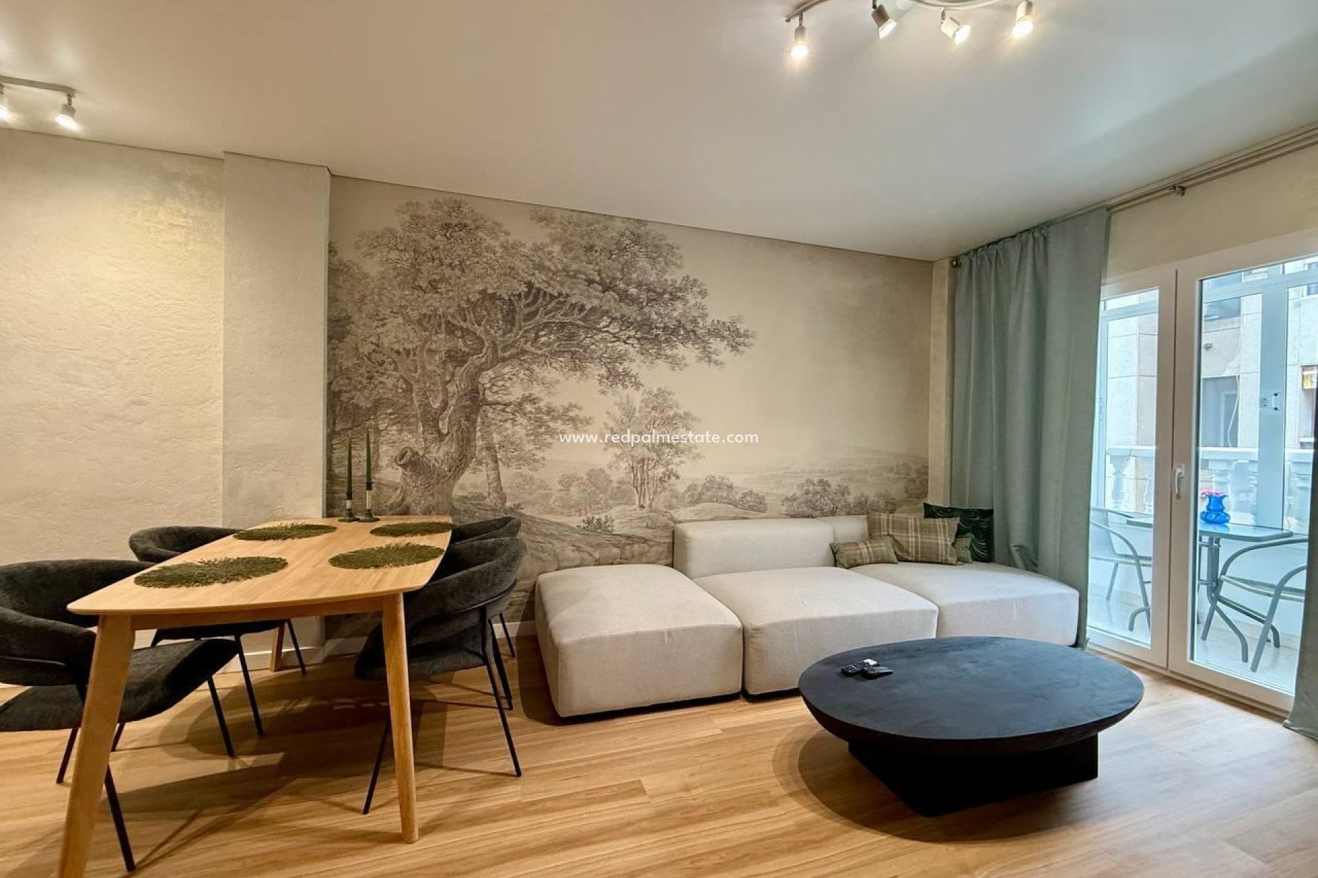 Reventa - Apartamento -
Torrevieja - Centro Torrevieja