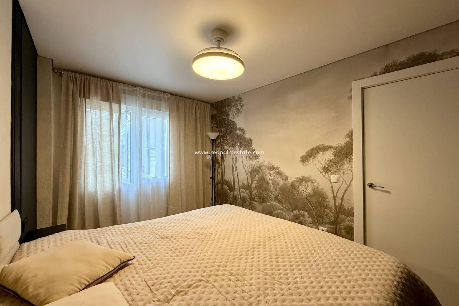 Reventa - Apartamento -
Torrevieja - Centro Torrevieja