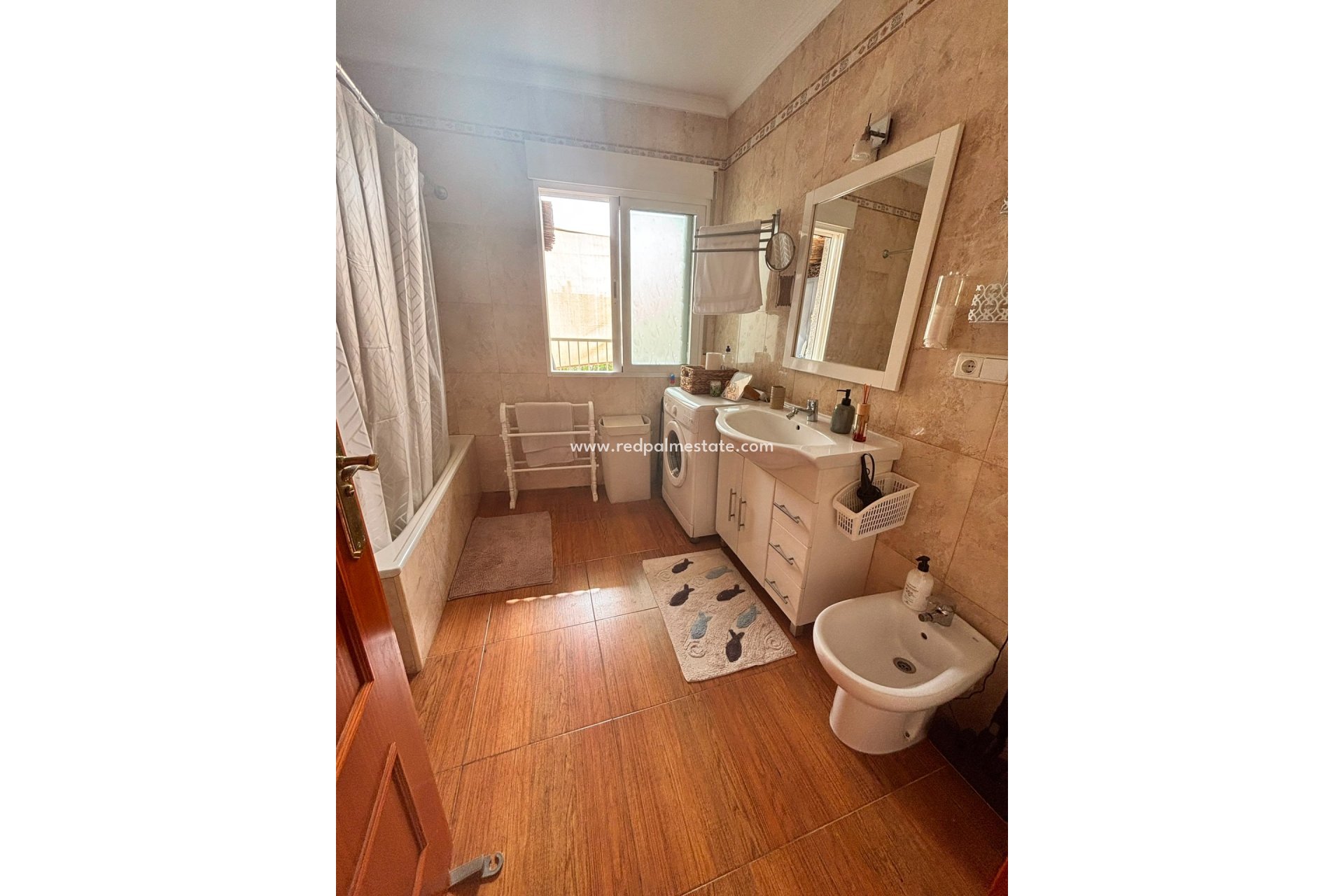 Reventa - Apartamento -
Torrevieja - Centro Torrevieja