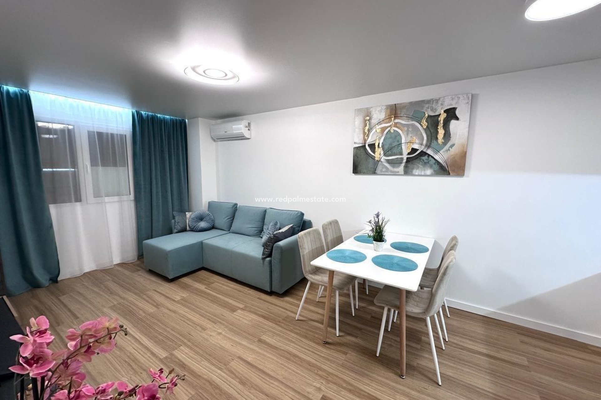 Reventa - Apartamento -
Torrevieja - Centro Torrevieja