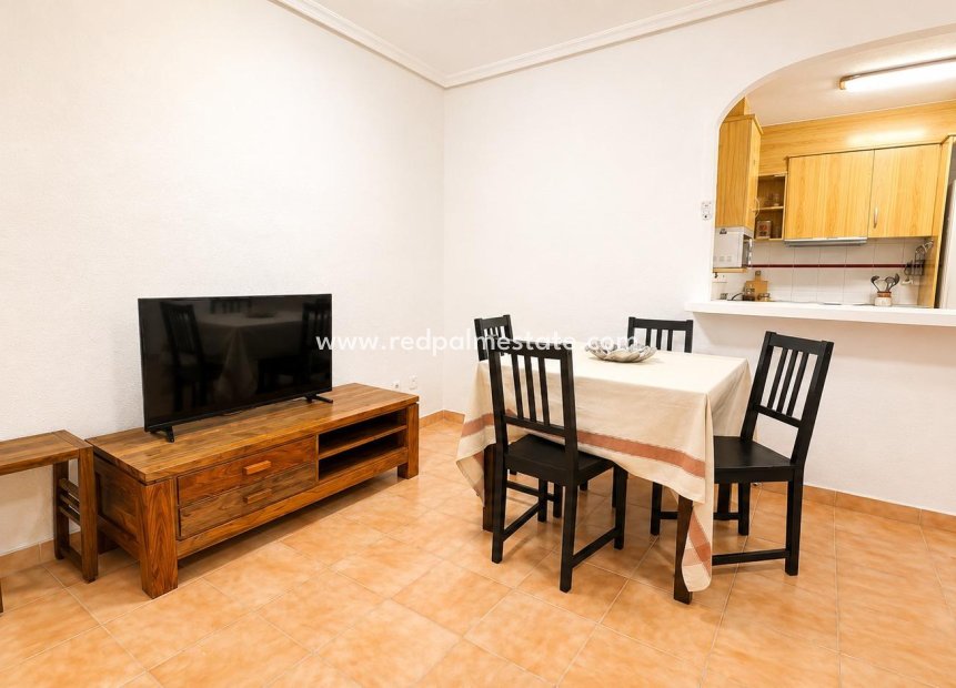 Reventa - Apartamento -
Torrevieja - Centro Torrevieja