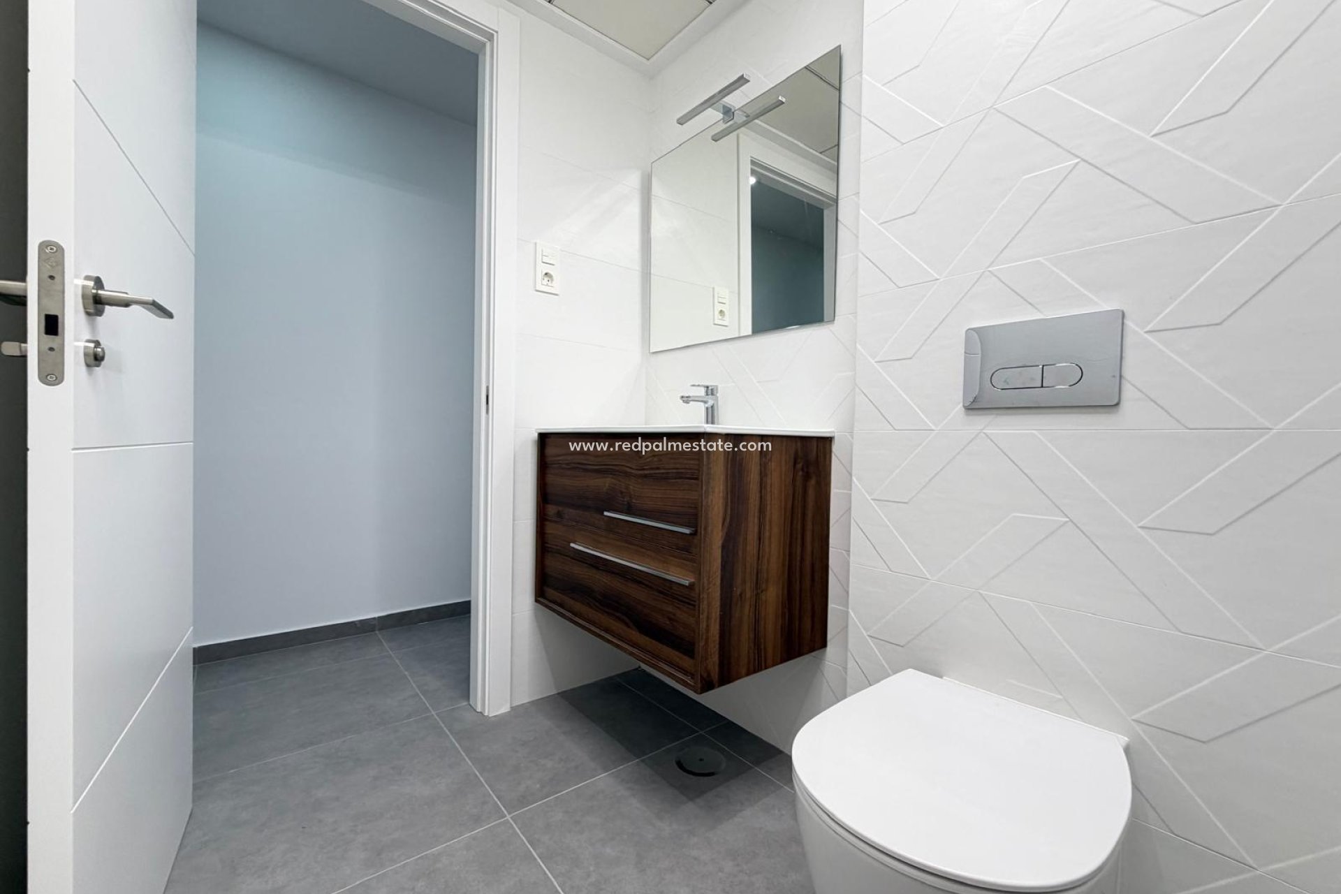 Reventa - Apartamento -
Torrevieja - Centro Torrevieja