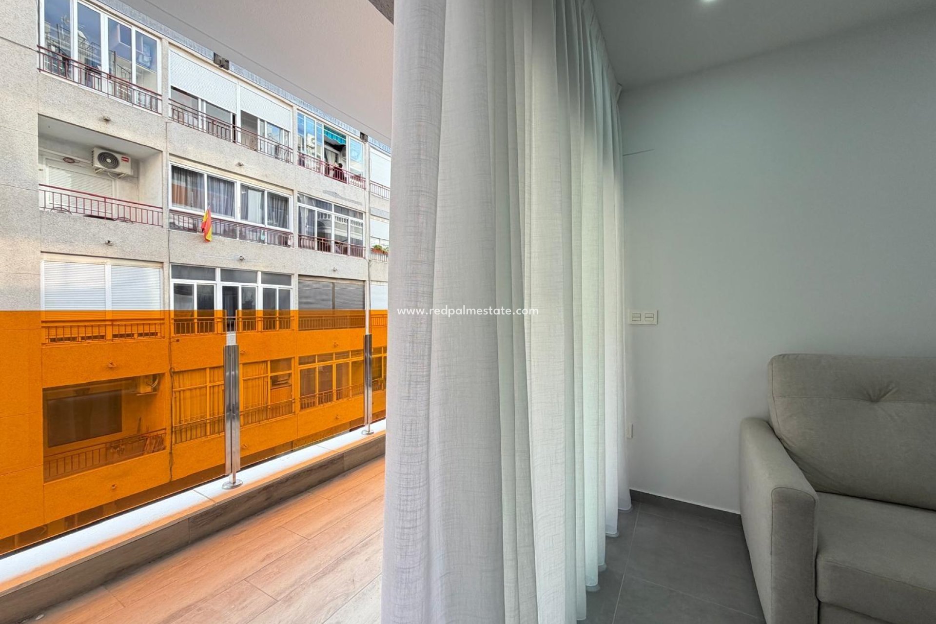 Reventa - Apartamento -
Torrevieja - Centro Torrevieja