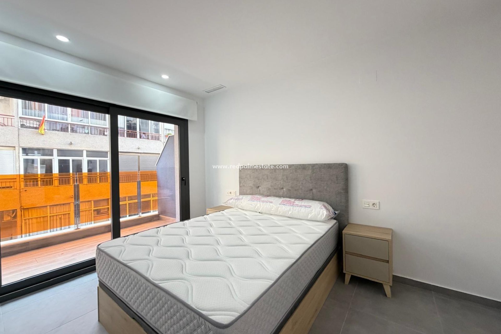 Reventa - Apartamento -
Torrevieja - Centro Torrevieja