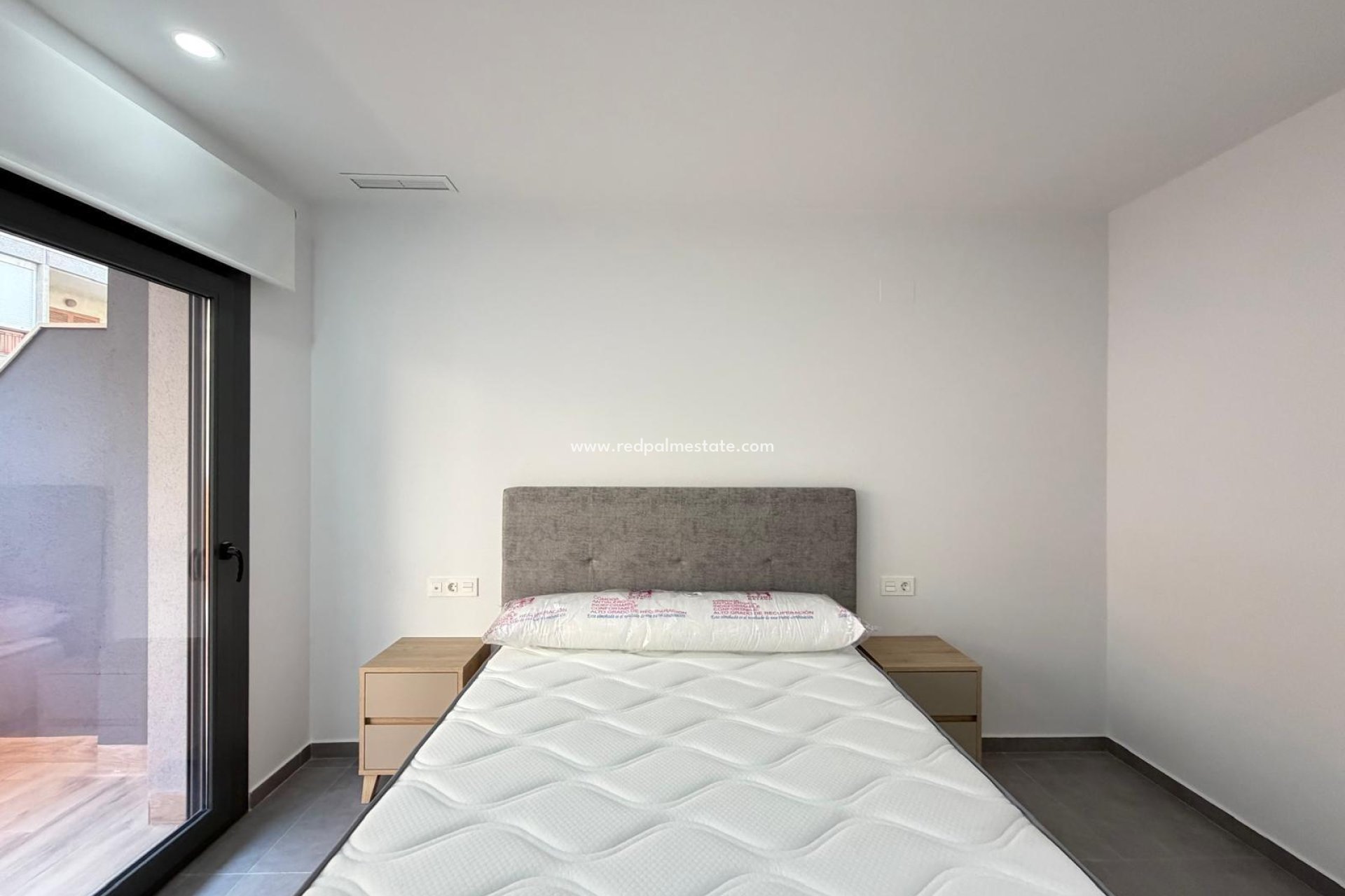 Reventa - Apartamento -
Torrevieja - Centro Torrevieja