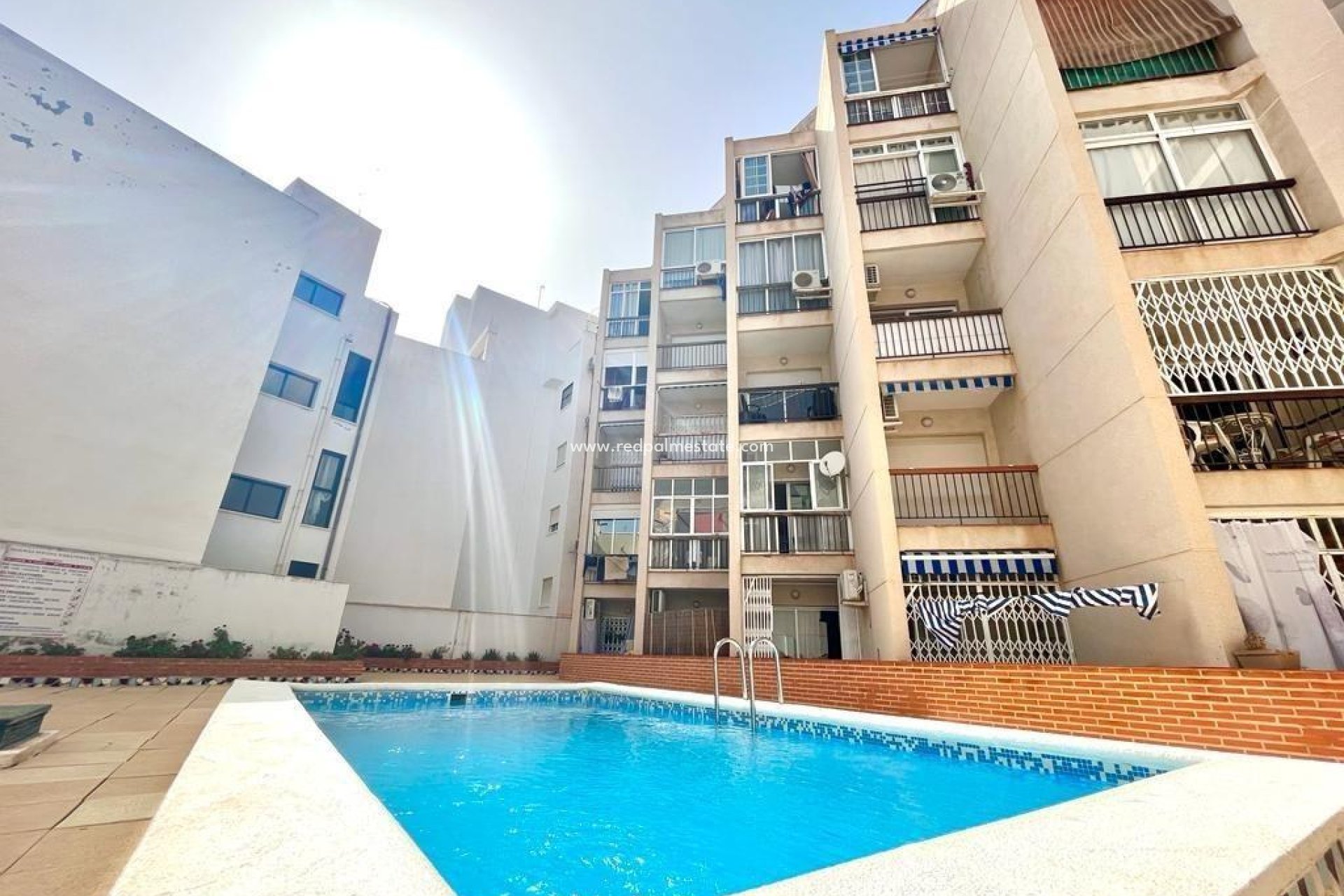 Reventa - Apartamento -
Torrevieja - Centro Torrevieja