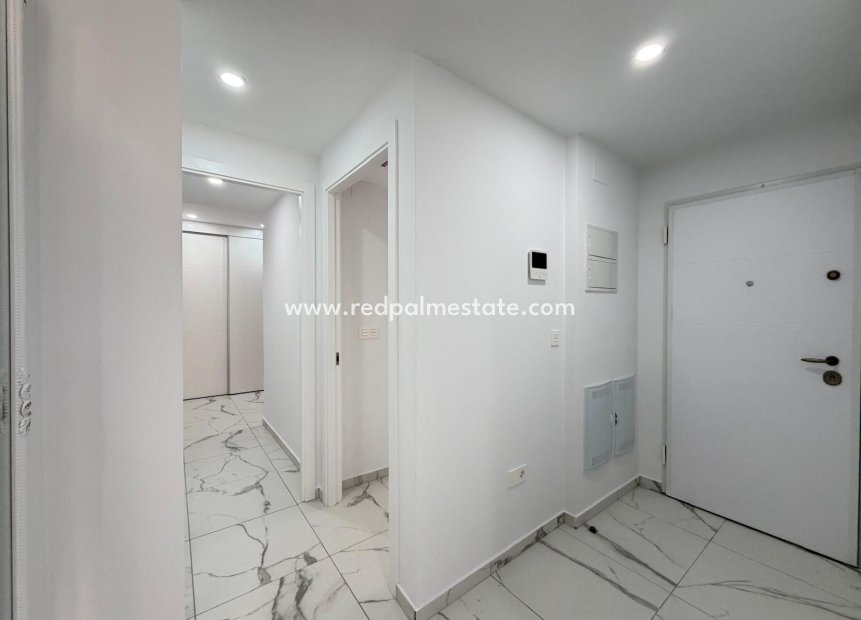Reventa - Apartamento -
Torrevieja - Centro Torrevieja