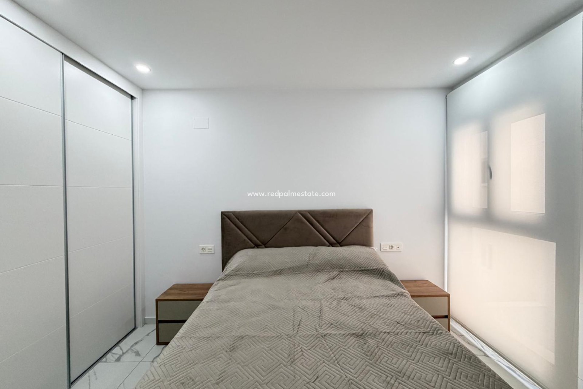 Reventa - Apartamento -
Torrevieja - Centro Torrevieja