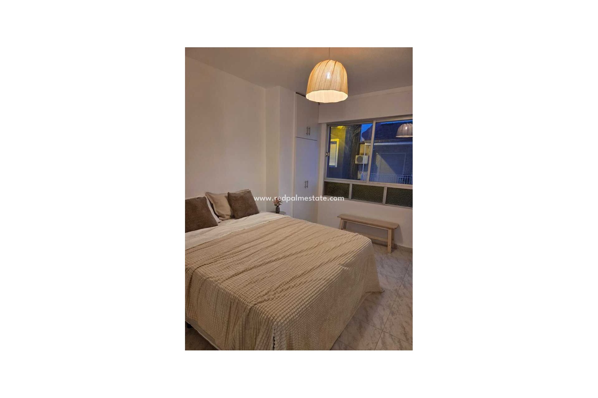 Reventa - Apartamento -
Torrevieja - Centro Torrevieja
