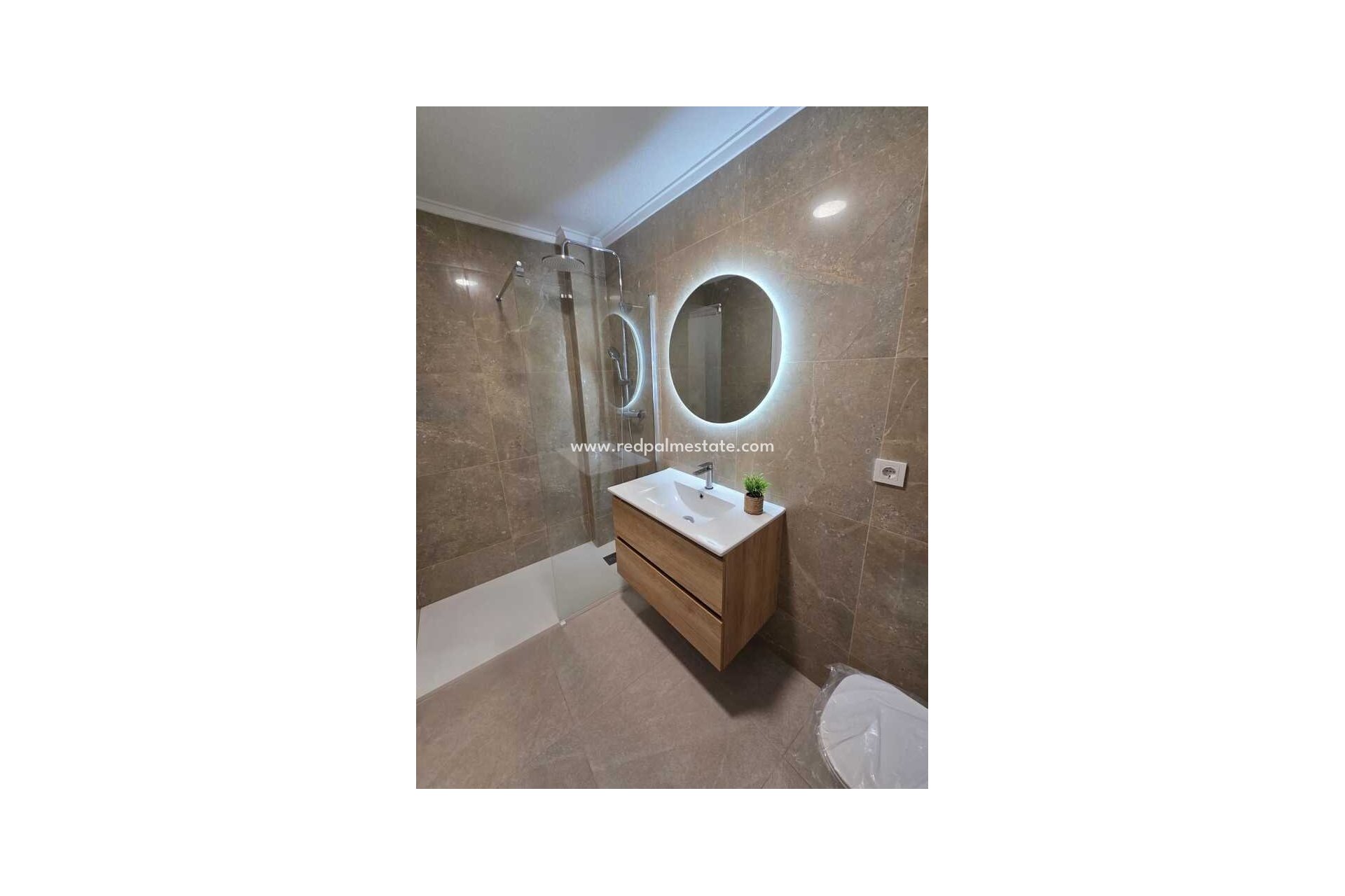 Reventa - Apartamento -
Torrevieja - Centro Torrevieja
