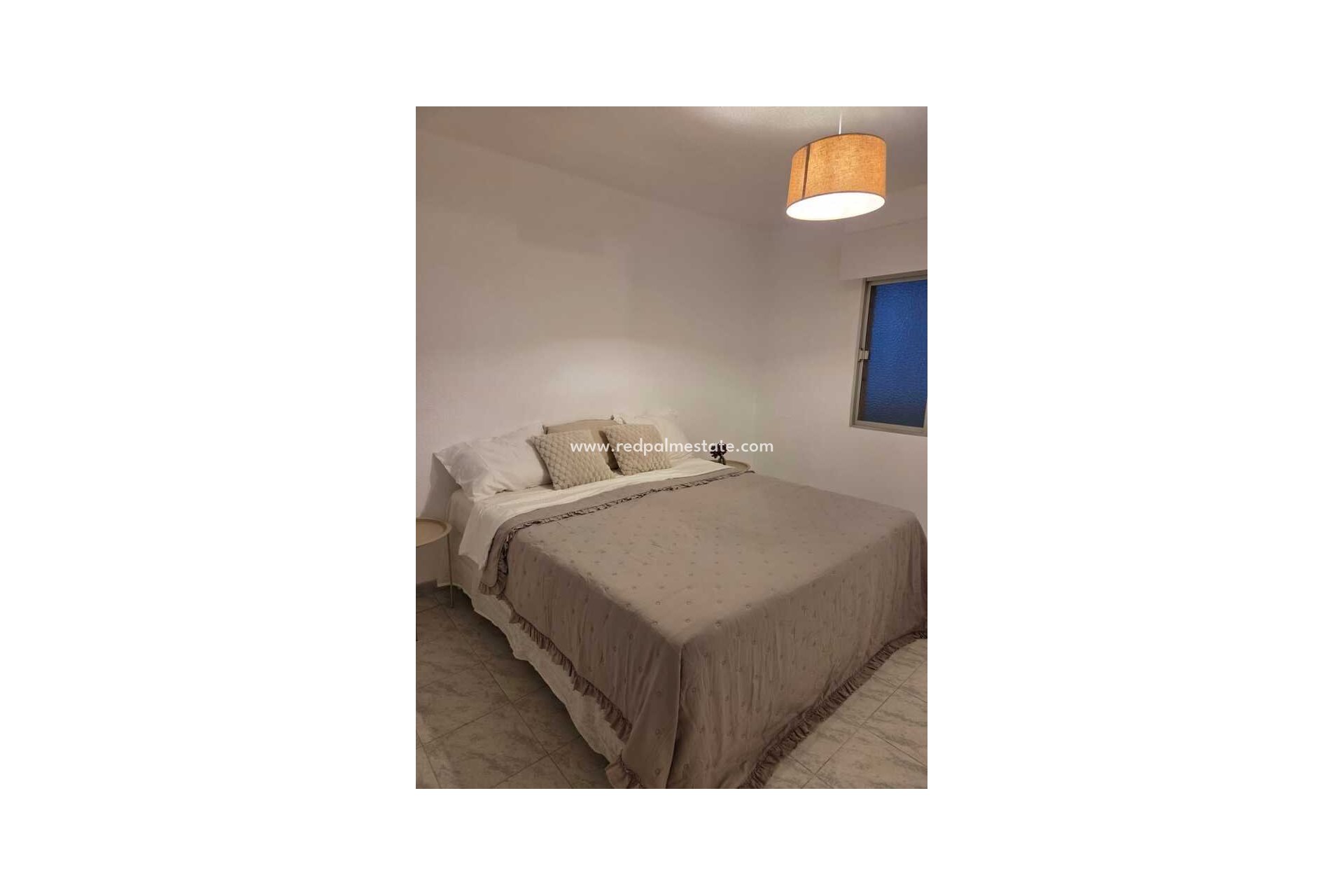 Reventa - Apartamento -
Torrevieja - Centro Torrevieja