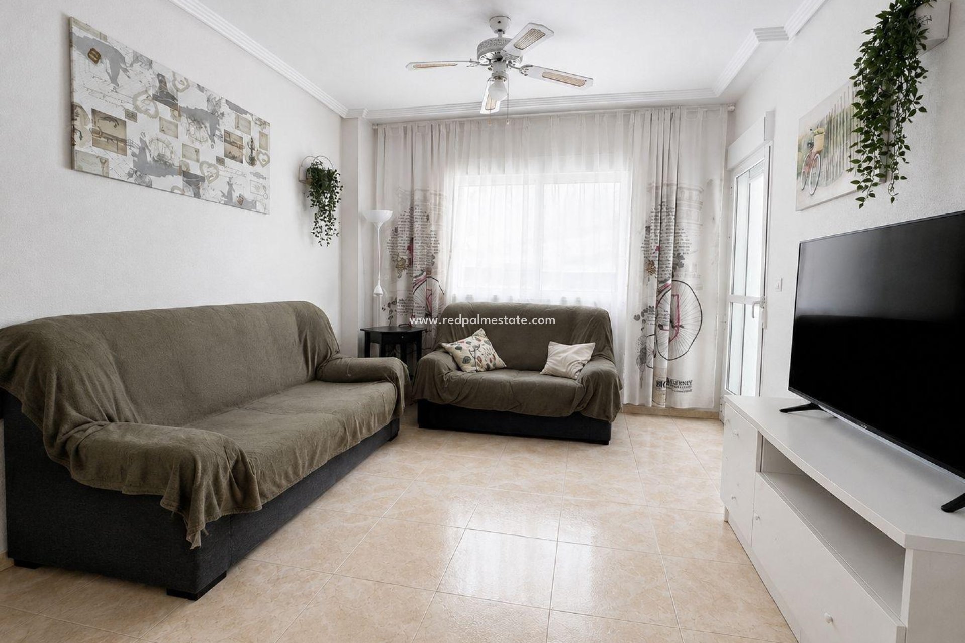 Reventa - Apartamento -
Torrevieja - Centro Torrevieja