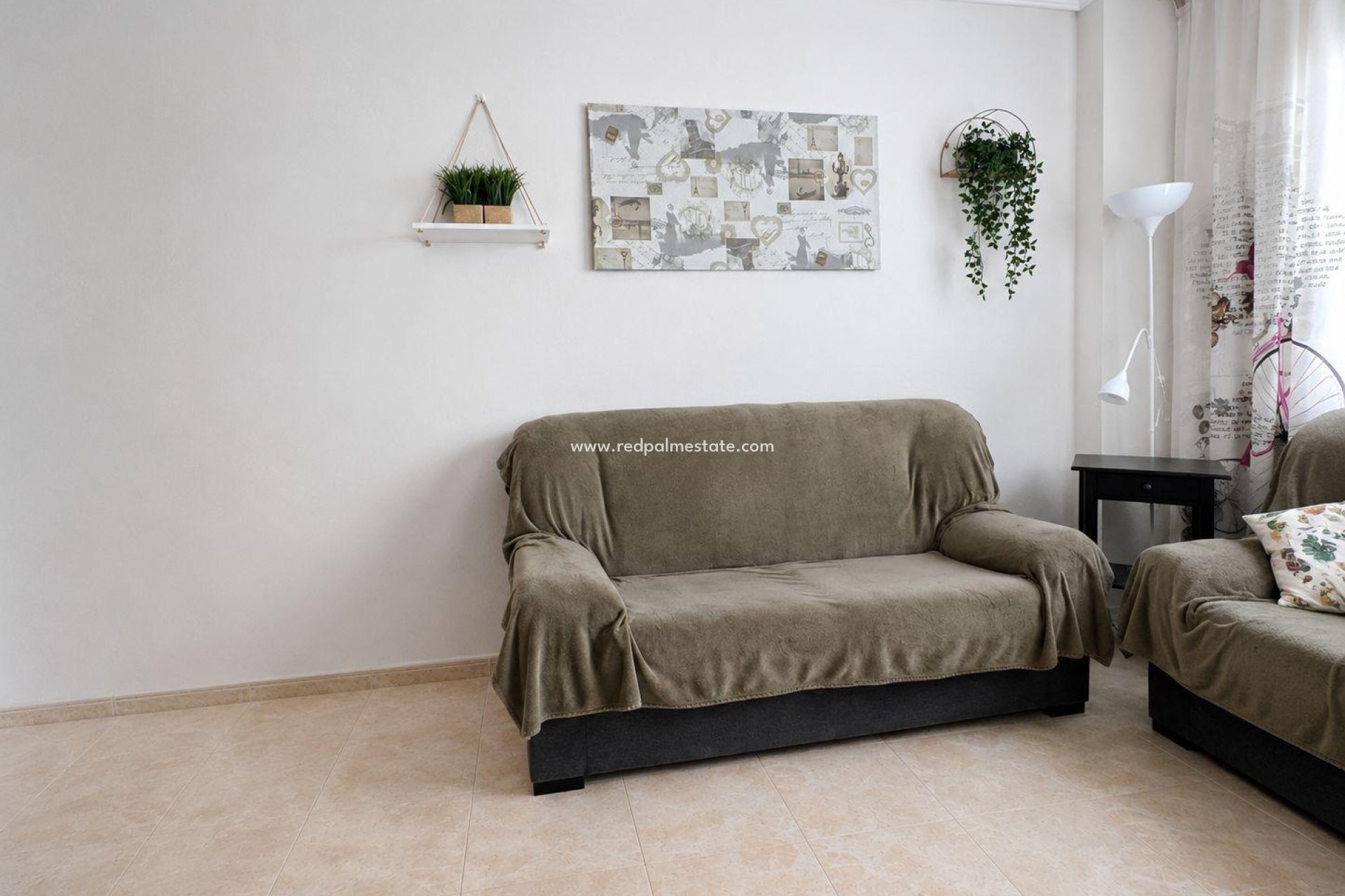 Reventa - Apartamento -
Torrevieja - Centro Torrevieja