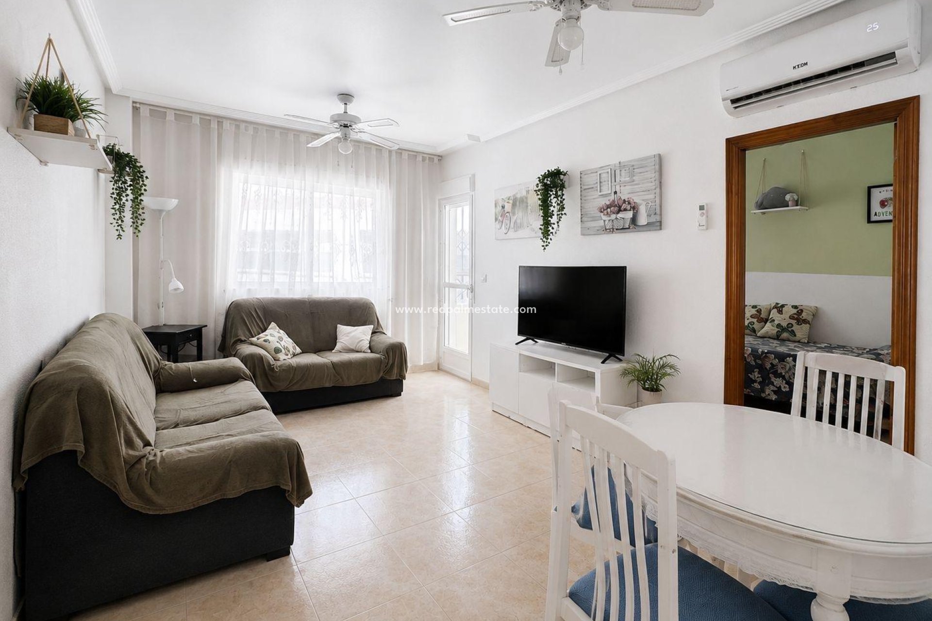 Reventa - Apartamento -
Torrevieja - Centro Torrevieja