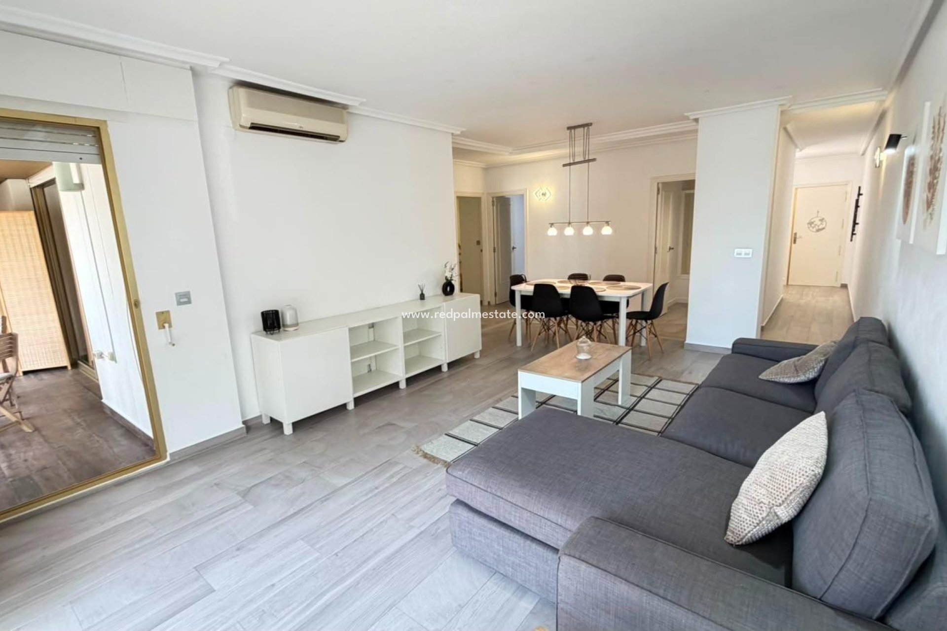 Reventa - Apartamento -
Torrevieja - Centro Torrevieja
