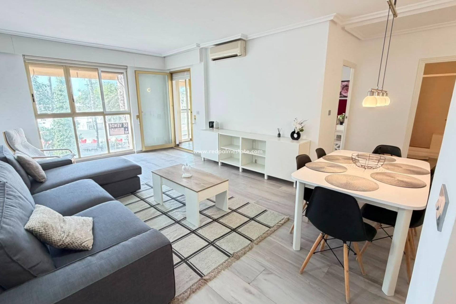 Reventa - Apartamento -
Torrevieja - Centro Torrevieja