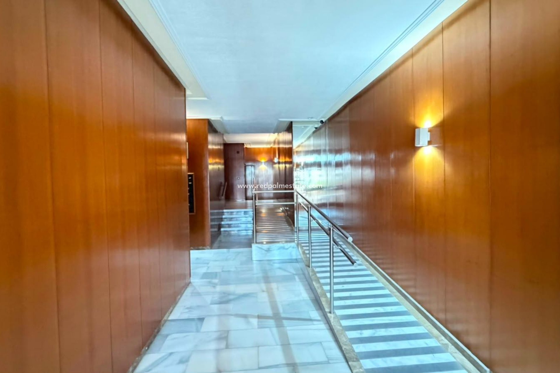 Reventa - Apartamento -
Torrevieja - Centro Torrevieja