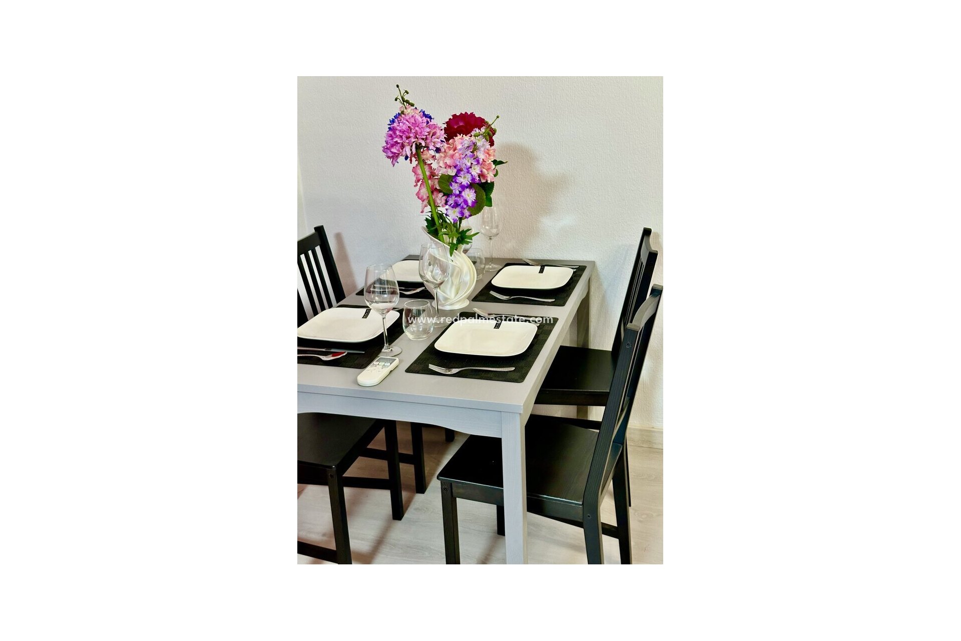 Reventa - Apartamento -
Torrevieja - Centro Torrevieja