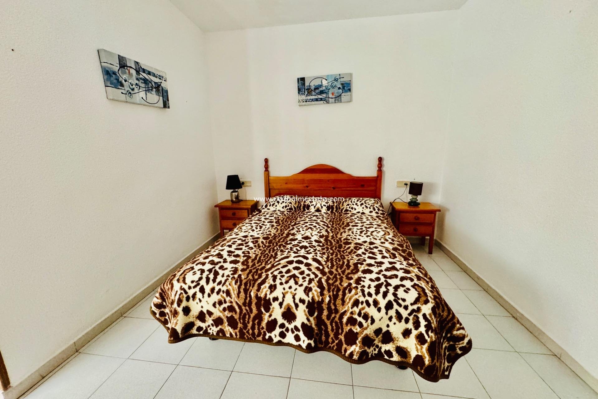 Reventa - Apartamento -
Torrevieja - Centro Torrevieja