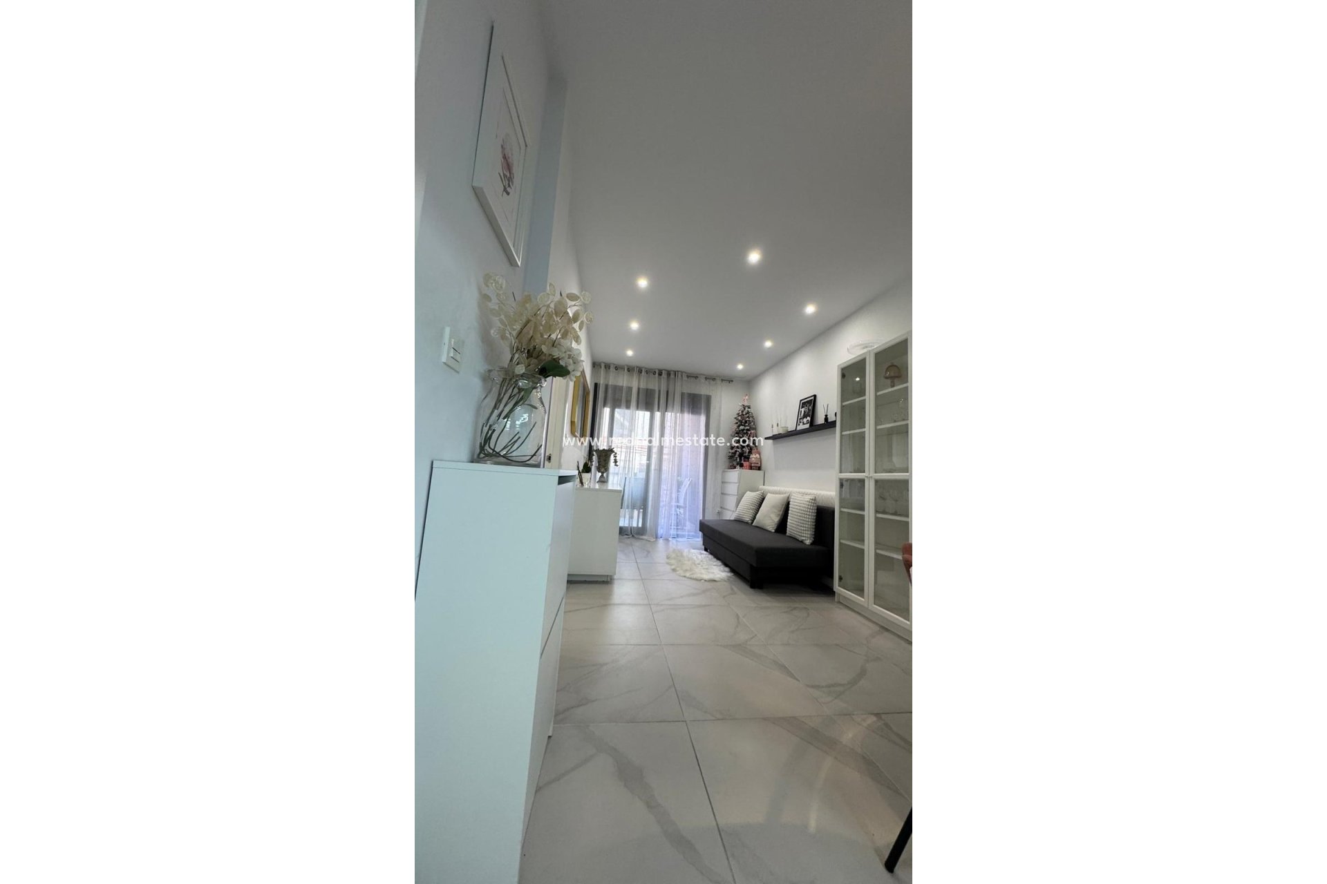 Reventa - Apartamento -
Torrevieja - Centro Torrevieja