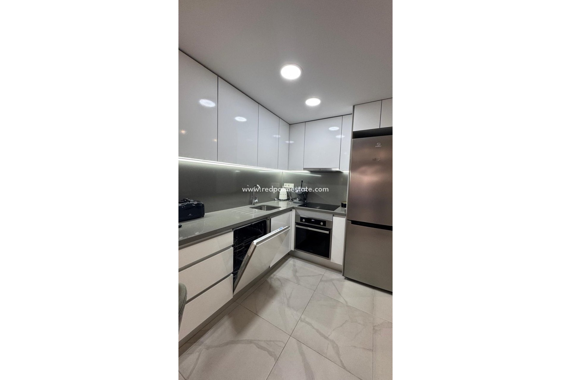 Reventa - Apartamento -
Torrevieja - Centro Torrevieja