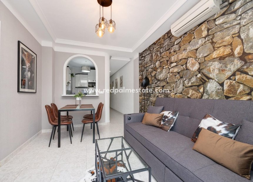 Reventa - Apartamento -
Torrevieja - Centro Torrevieja