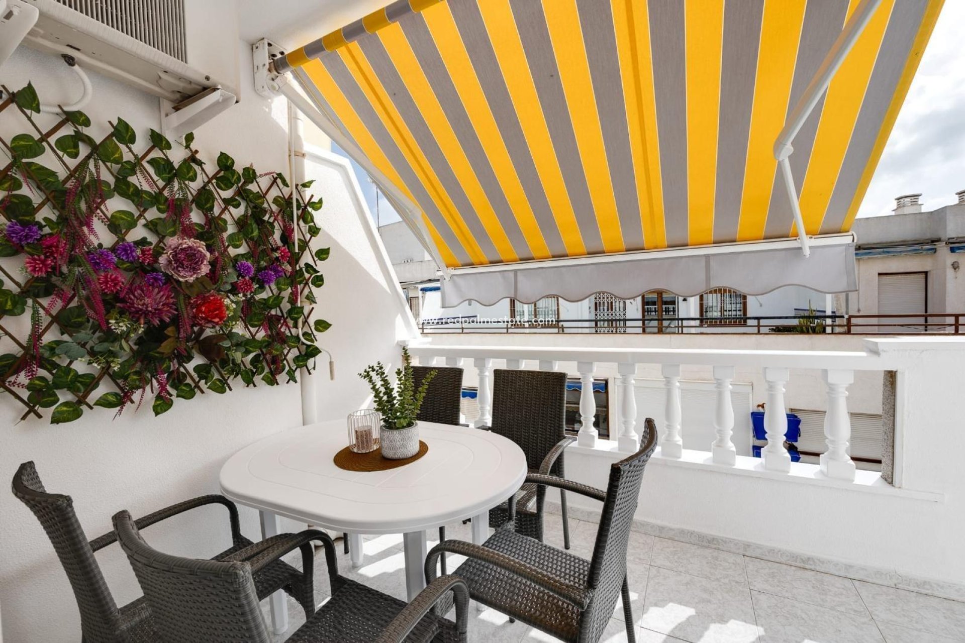 Reventa - Apartamento -
Torrevieja - Centro Torrevieja