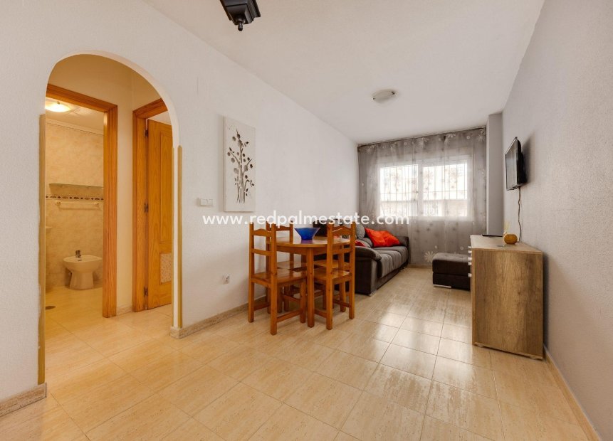Reventa - Apartamento -
Torrevieja - Centro Torrevieja