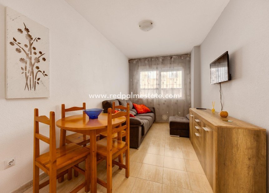Reventa - Apartamento -
Torrevieja - Centro Torrevieja