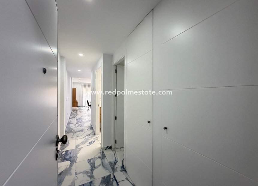 Reventa - Apartamento -
Torrevieja - Centro Torrevieja