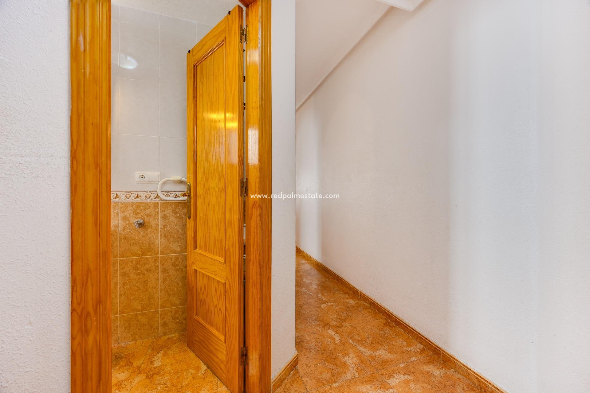 Reventa - Apartamento -
Torrevieja - Centro Torrevieja