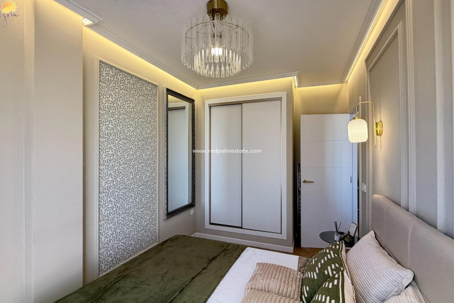 Reventa - Apartamento -
Torrevieja - Centro Torrevieja