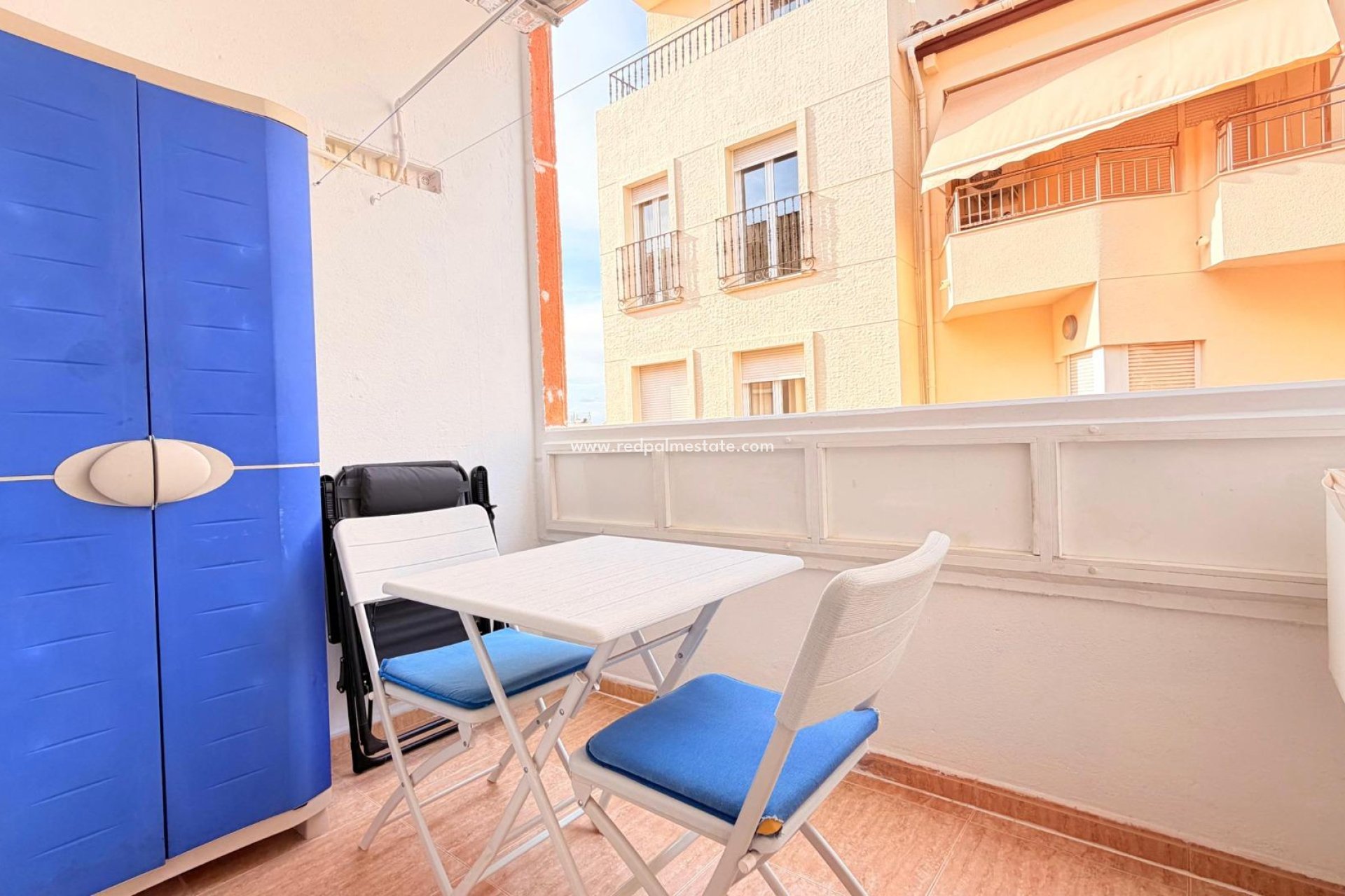 Reventa - Apartamento -
Torrevieja - Centro Torrevieja