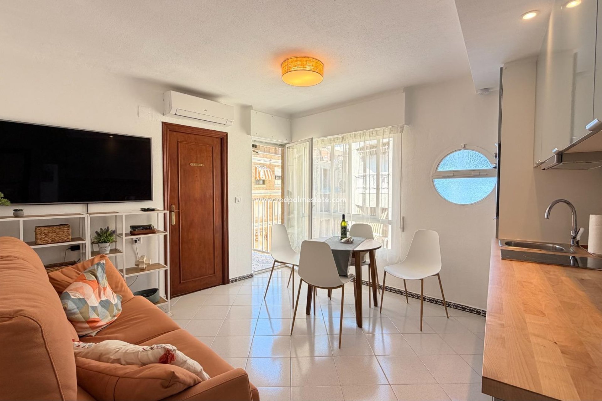 Reventa - Apartamento -
Torrevieja - Centro Torrevieja