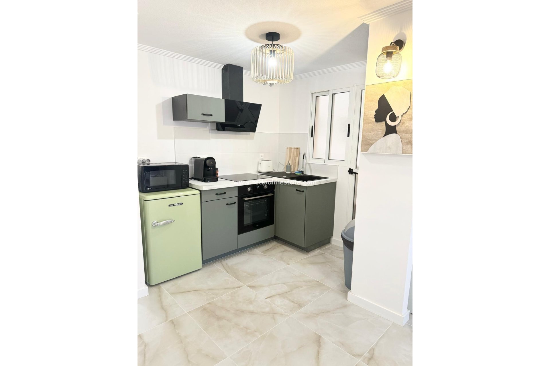 Reventa - Apartamento -
Torrevieja - Centro Torrevieja