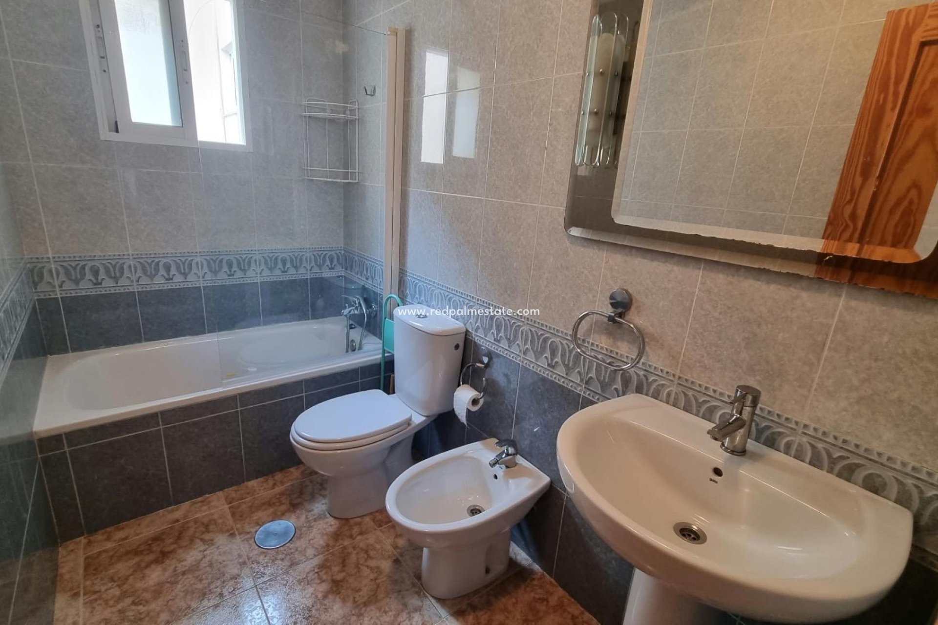 Reventa - Apartamento -
Torrevieja - Centro Torrevieja