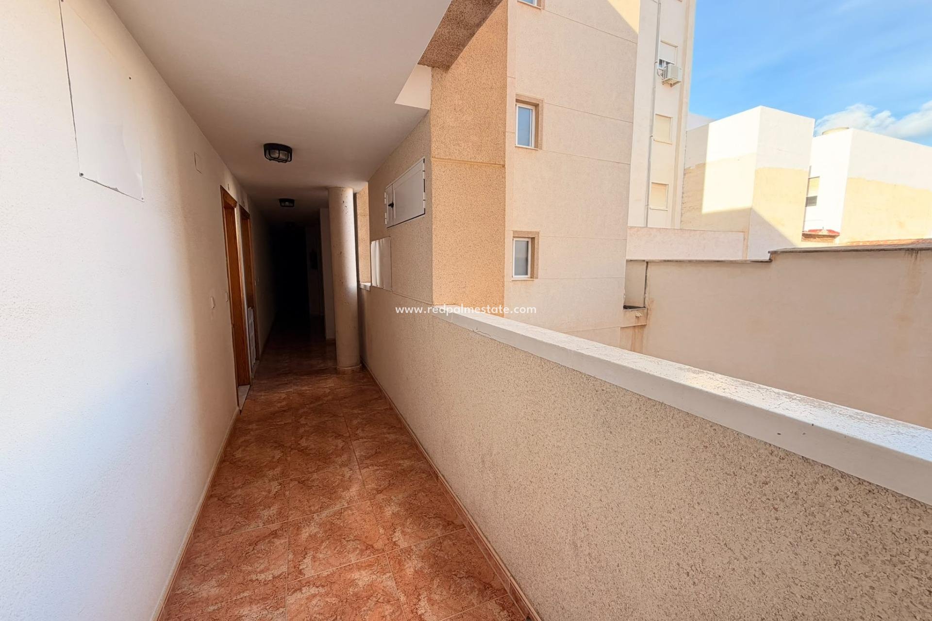 Reventa - Apartamento -
Torrevieja - Centro Torrevieja