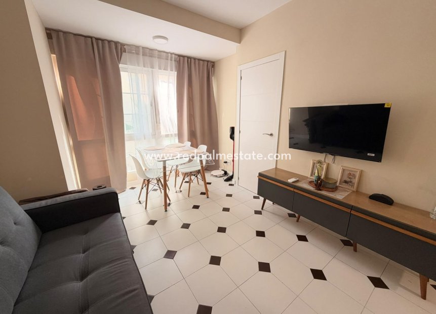 Reventa - Apartamento -
Torrevieja - Centro Torrevieja