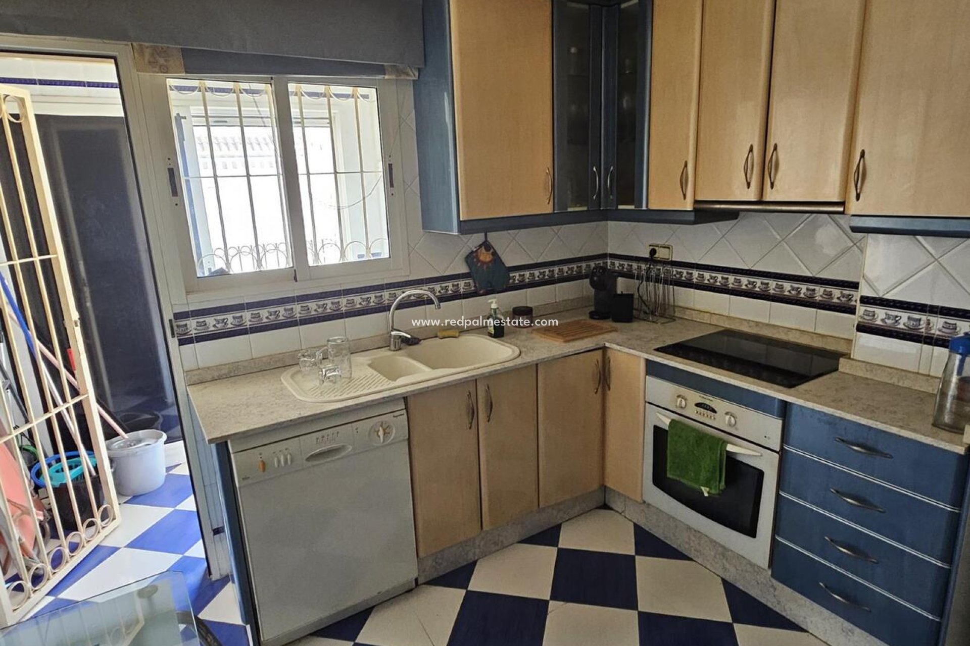 Reventa - Apartamento -
Torrevieja - Centro Torrevieja