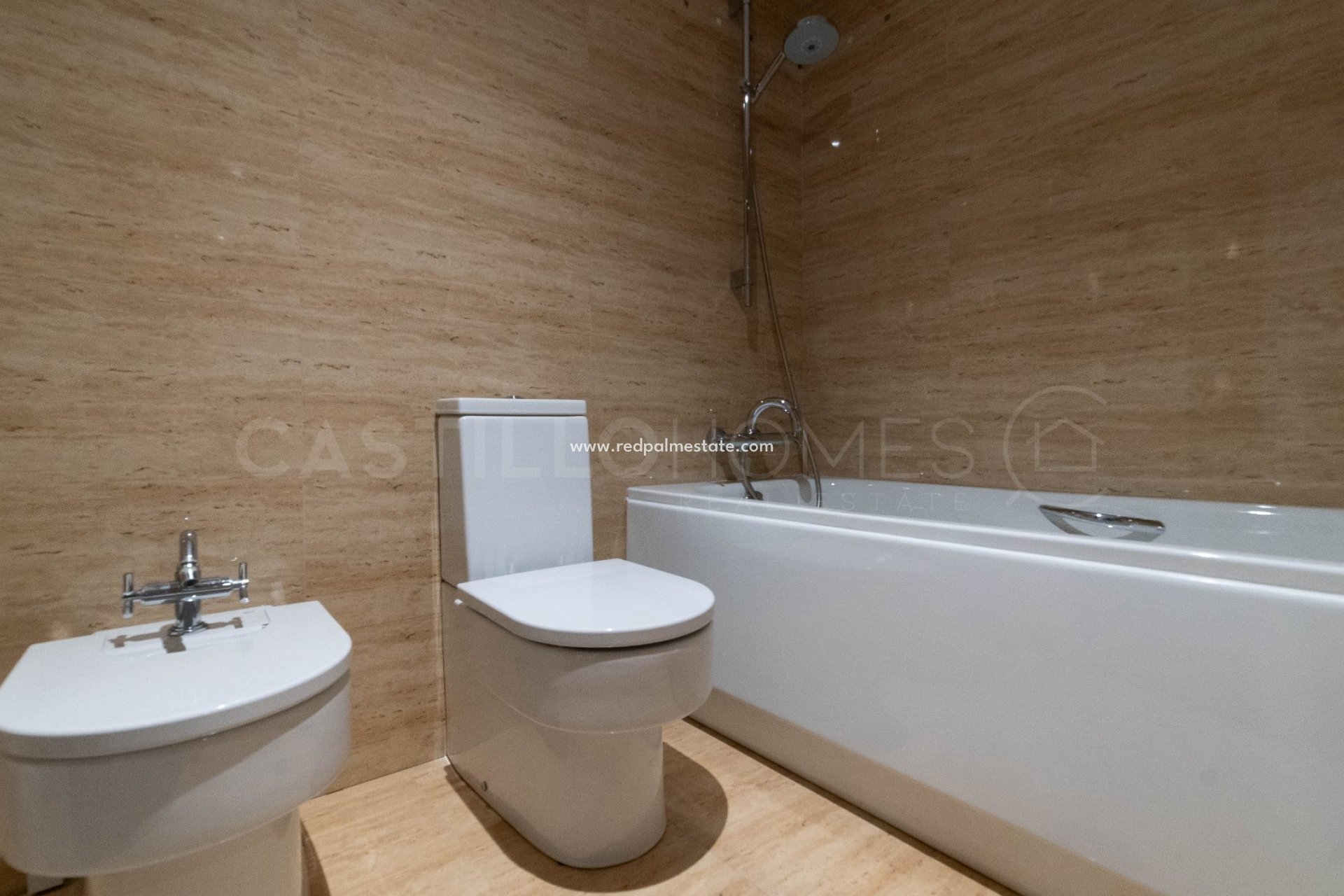 Reventa - Apartamento -
Torrevieja - Centro Torrevieja